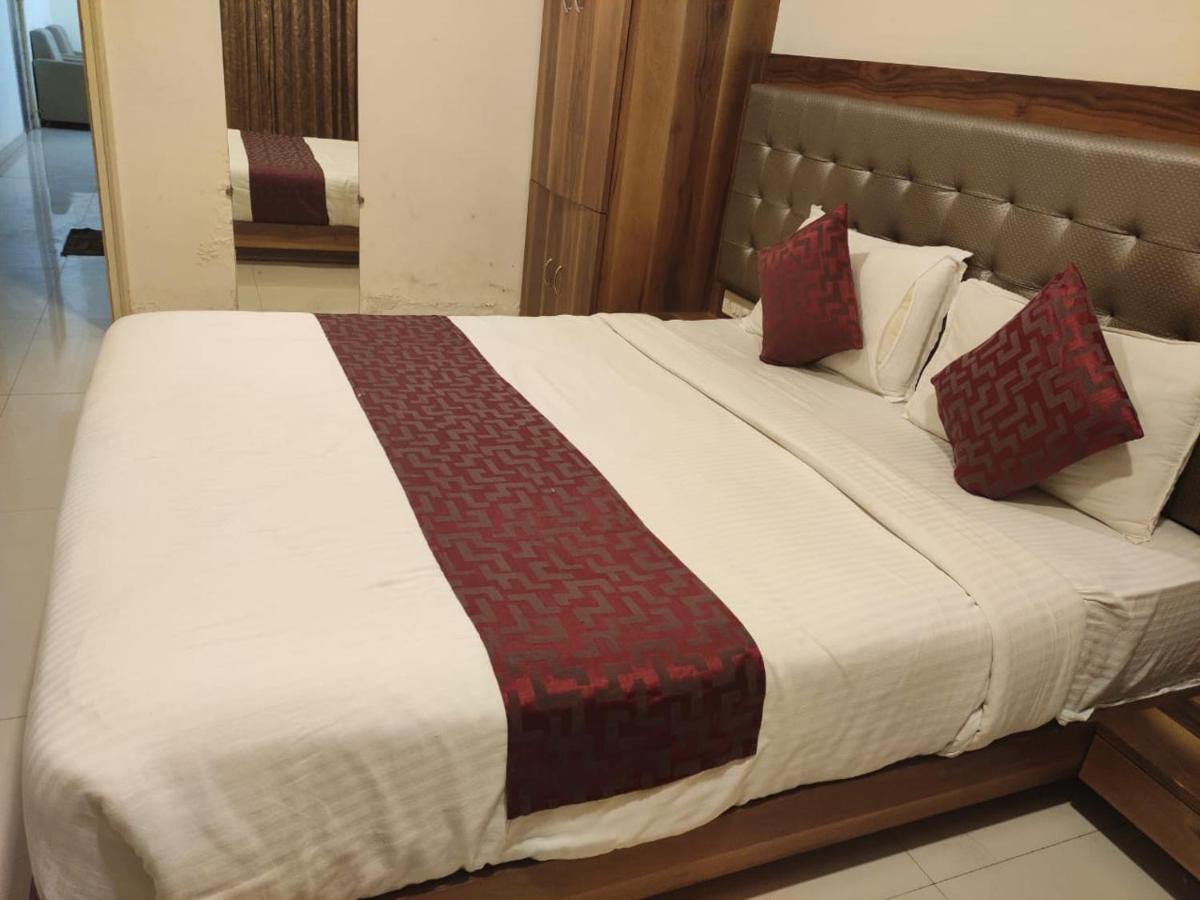 Hotel Powai Comfort Мумбай Екстериор снимка