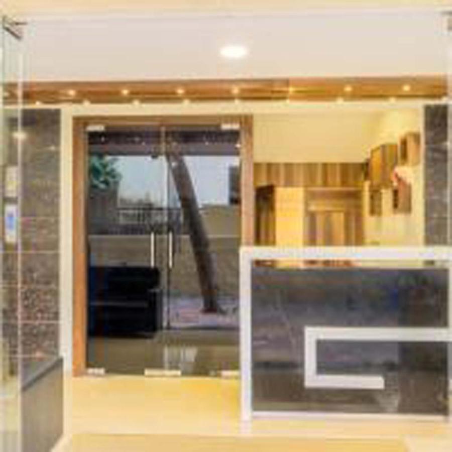 Hotel Powai Comfort Мумбай Екстериор снимка