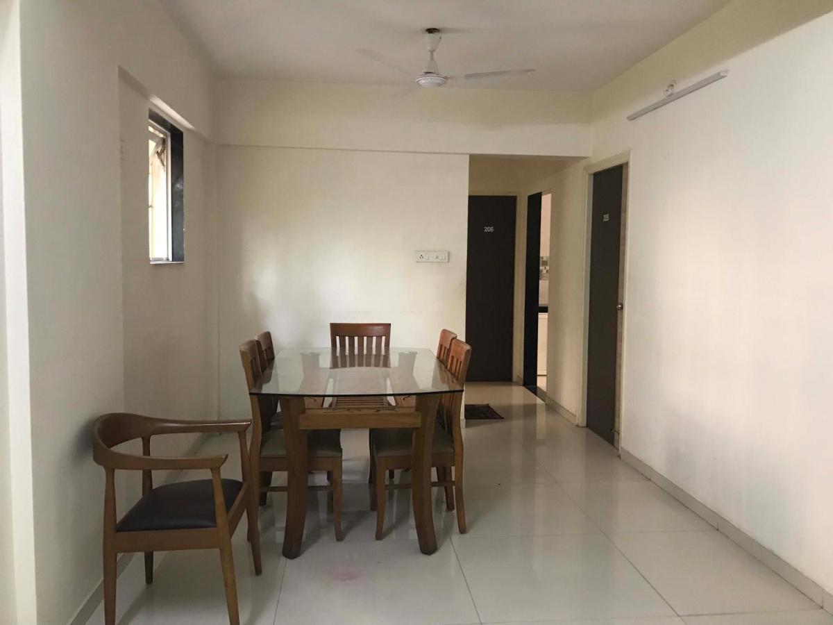 Hotel Powai Comfort Мумбай Екстериор снимка